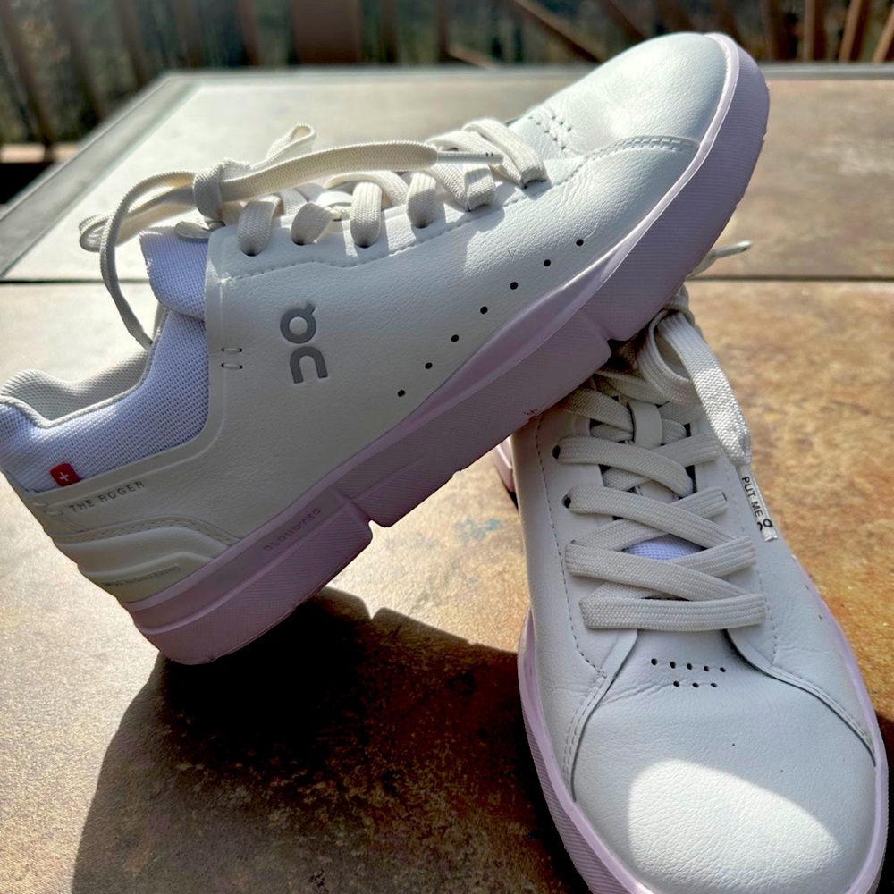 On Cloud Roger court shoes 7.5